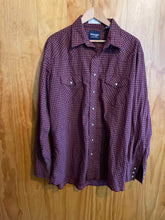Load image into Gallery viewer, Size XLT Wrangler Men's Long Sleeve Shirt
