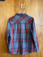 Load image into Gallery viewer, Size Large Toad &amp; Co Red Women's Long Sleeve Shirt

