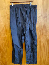 Load image into Gallery viewer, Size M LL Bean Men's Rain Pants
