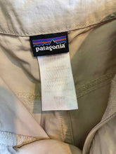 Load image into Gallery viewer, Size Large Patagonia Men&#39;s Pants
