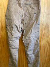 Load image into Gallery viewer, Size 38 CQR Men's Pants
