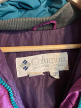 Load image into Gallery viewer, Women Size Medium Columbia Green Women&#39;s Winter Jacket
