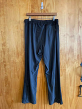 Load image into Gallery viewer, Size L The North Face Men&#39;s Pants
