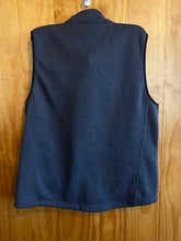 Load image into Gallery viewer, Size Large LL Bean Men's Vest
