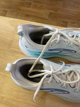 Load image into Gallery viewer, Shoe Size 9.5 Brooks White Running Shoes
