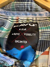 Load image into Gallery viewer, Size L Kavu Men&#39;s Short Sleeve Shirt
