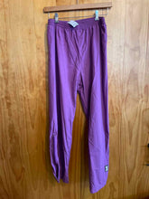 Load image into Gallery viewer, Size L Helly Hansen Purple Women&#39;s Pants

