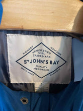Load image into Gallery viewer, Size Large St John&#39;s Bay Men&#39;s Vest
