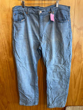 Load image into Gallery viewer, Size 40 Levi's Men's Jeans
