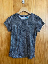 Load image into Gallery viewer, Size S Nike Black Women's Short Sleeve Shirt
