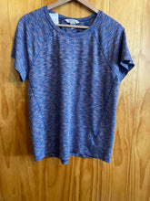 Load image into Gallery viewer, Size Medium Athleta Multi-Color Women's Short Sleeve Shirt
