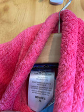 Load image into Gallery viewer, Size XS Patagonia Pink Women&#39;s Fleece Sweatshirt
