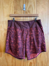 Load image into Gallery viewer, Size L Brooks Maroon Women's Shorts
