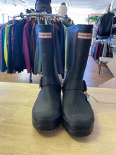 Load image into Gallery viewer, Women's Shoe Size 9 Hunter Black Rain Boots
