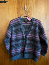 Load image into Gallery viewer, Size XL Eddie Bauer Pastel Women's Sweater &amp; Sweatshirt

