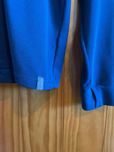 Load image into Gallery viewer, Size L LL Bean Men's Sweater &amp; Sweatshirt

