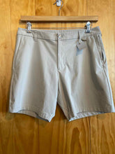 Load image into Gallery viewer, Lululemon Men's Shorts
