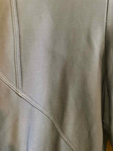 Load image into Gallery viewer, Specialized XL Cycling Clothing
