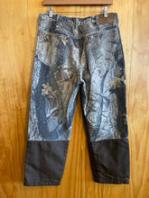 Load image into Gallery viewer, Size 34 Wrangler Men's Pants
