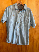Load image into Gallery viewer, Size Medium Kuhl Men's Short Sleeve Shirt
