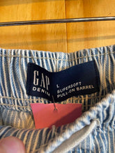 Load image into Gallery viewer, Size L Gap Blue Women's Pants
