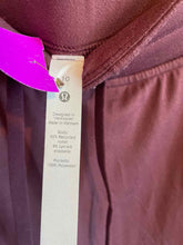 Load image into Gallery viewer, Size 10 Lululemon Maroon Women&#39;s Pants
