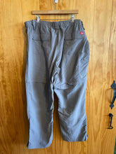 Load image into Gallery viewer, Size XXL The North Face Men&#39;s Pants
