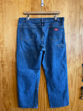 Load image into Gallery viewer, Size 40 Dickies Men&#39;s Jeans
