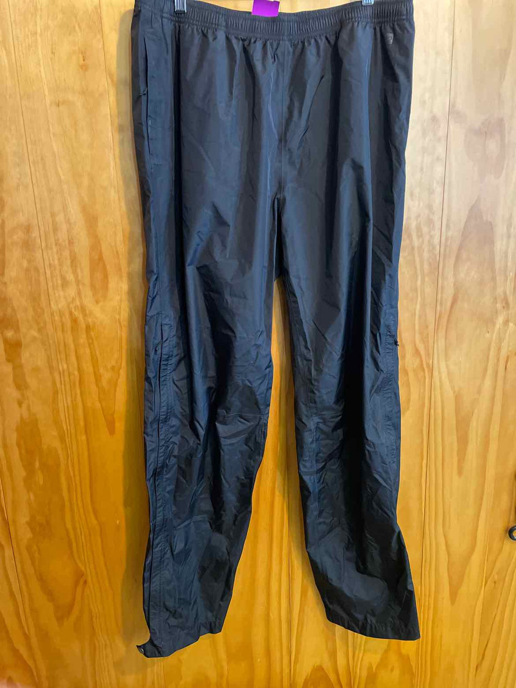 Size XL Patagonia Men's Rain Pants