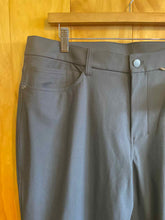 Load image into Gallery viewer, Size 36 Lululemon Men's Pants
