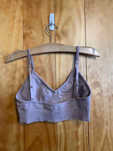 Load image into Gallery viewer, Lululemon Lavender Women&#39;s Sports Bras
