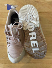 Load image into Gallery viewer, Women&#39;s Shoe Size 8 Sorel Pink Running Shoes
