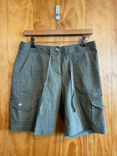 Load image into Gallery viewer, Size 6 LL Bean Olive Women's Shorts
