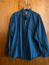 Load image into Gallery viewer, Size Large Duluth Trading Men's Long Sleeve Shirt
