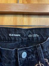 Load image into Gallery viewer, Size 6 Old Navy Black Women's Jeans
