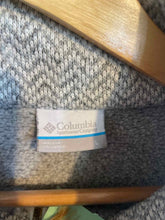 Load image into Gallery viewer, Size Large Columbia Cream Women's Fleece Sweatshirt
