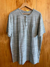 Load image into Gallery viewer, Size TXL Eddie Bauer Men's Short Sleeve Shirt

