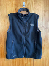 Load image into Gallery viewer, Size Large The North Face Men's Vest
