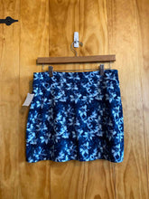 Load image into Gallery viewer, Size M Tranquility Blue Print Skirt
