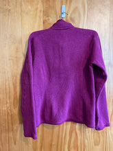 Load image into Gallery viewer, Size M Patagonia Pink Women&#39;s Fleece Sweatshirt
