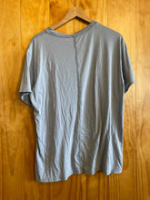 Load image into Gallery viewer, Lululemon Men's Short Sleeve Shirt
