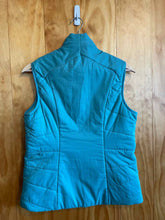 Load image into Gallery viewer, Size Small Patagonia Teal Women&#39;s Vest
