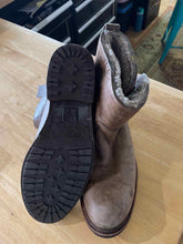 Load image into Gallery viewer, Shoe Size 7 Frye Brown Boots
