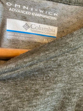 Load image into Gallery viewer, Size XL Columbia Men&#39;s Long Sleeve Shirt
