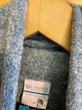 Load image into Gallery viewer, Size Medium Columbia Women&#39;s Sweater &amp; Sweatshirt
