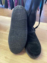Load image into Gallery viewer, Women's Shoe Size 9 Steger Black Women's Winter Boots
