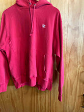 Load image into Gallery viewer, Size L Champion Men's Sweater &amp; Sweatshirt
