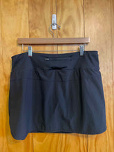 Load image into Gallery viewer, Size XL Free Fly Black Skort
