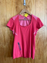 Load image into Gallery viewer, Size Small REI Coral Women's Short Sleeve Shirt
