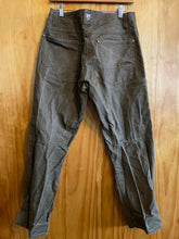 Load image into Gallery viewer, Size 32 Kuhl Men's Pants
